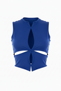 Top azul sin etiqueta blanca en cuello